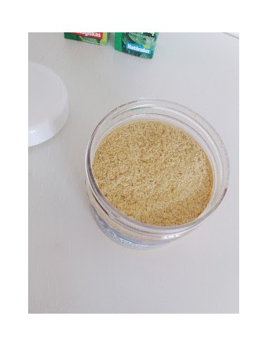 Telový peeling s morskou soľou, olejnaté semená, esenciálne oleje 230 g