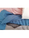 Ľanová látka praná modrá 205 cm
Nádherná modrá (pastelová farba) ľanová látka. Látka je hustá, jemná, stredne hrubá, veľmi mäkká a príjemná na dotyk. Ľanová látka je široká (205 cm) preto je vhodná na šitie posteľnej bielizne. Z látky si môžete ušiť obrusy, záclony, oblečenie.
Vďaka špeciálnemu výrobnému procesu je tkanina mäkká a objem látky aj po praní ostáva rovnaký.