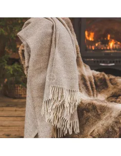 Wełniany koc z frędzlami "Diamant" beżowy 140×240